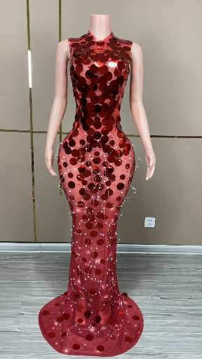 THE SCARLET ALLURE GOWN
