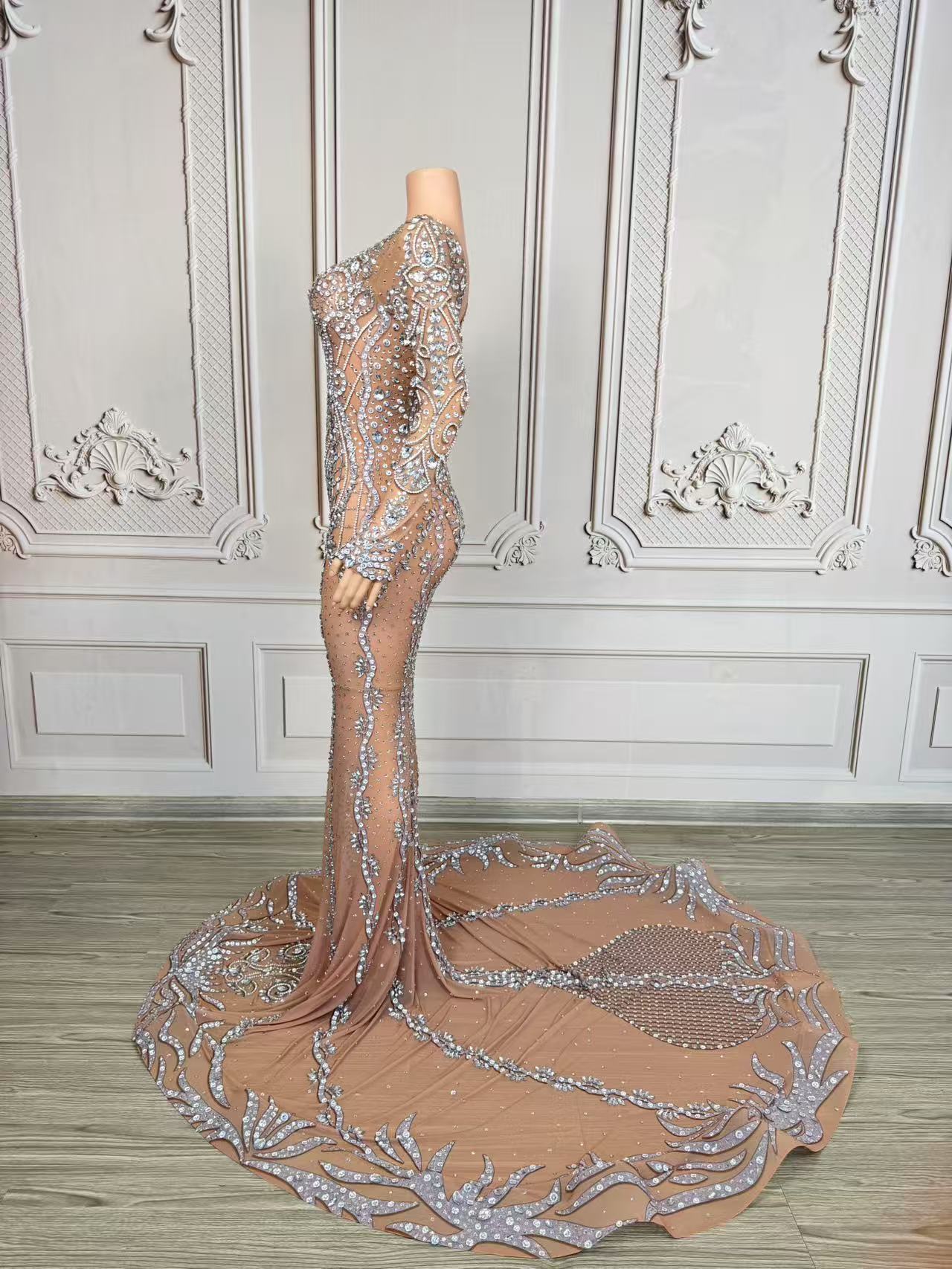 THE EMPIRE GOWN