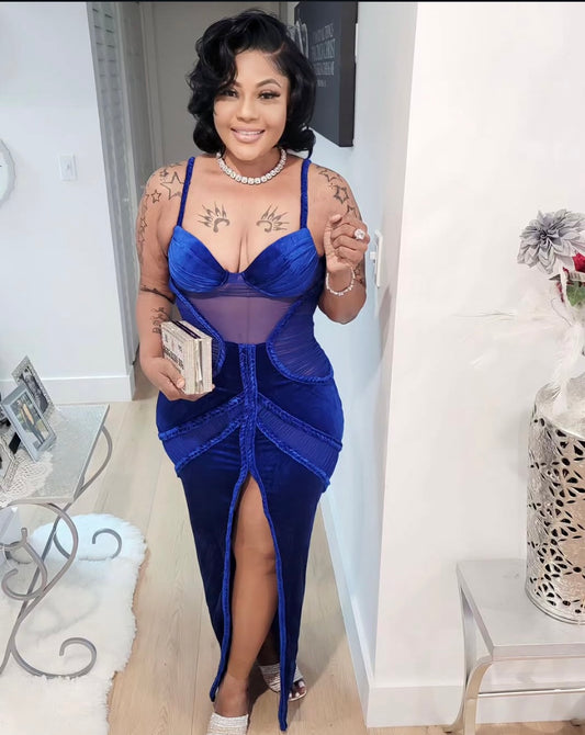 ROYAL DRESS